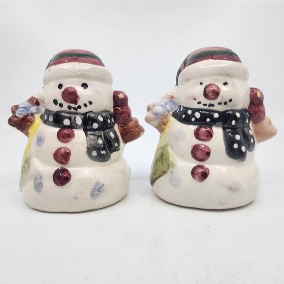 Snowman Salt & Pepper Shakers Set Winter Let It Snow Hand Painted Ceramic 3.5 in - Picture 1 of 8